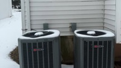2 1/2-ton air conditioning unit Photo